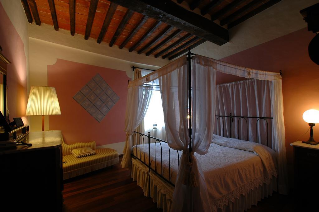 Hotel Palazzo Bizzarri Rapolano Terme Zimmer foto